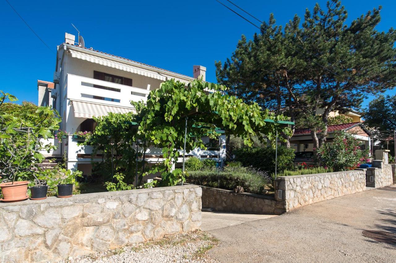 Apartmani Anita Пунат Екстериор снимка