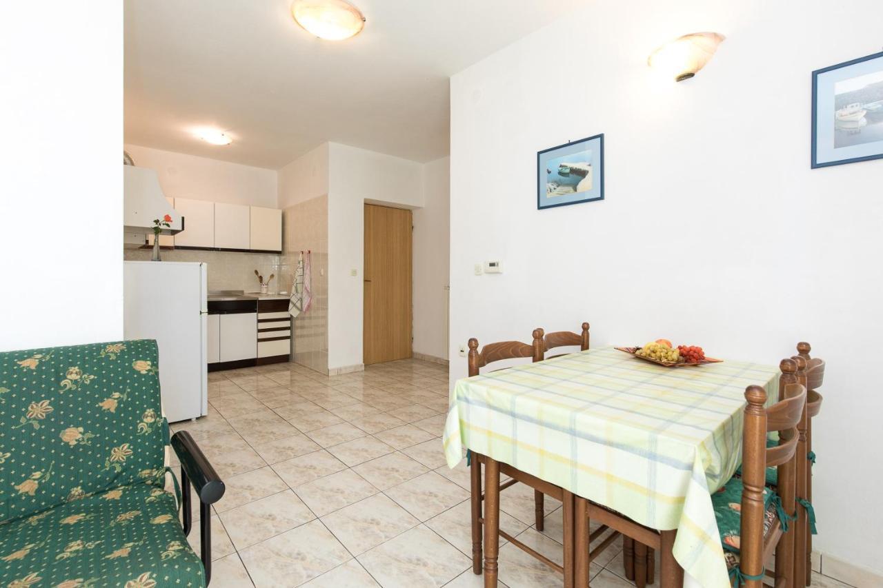 Apartmani Anita Пунат Екстериор снимка